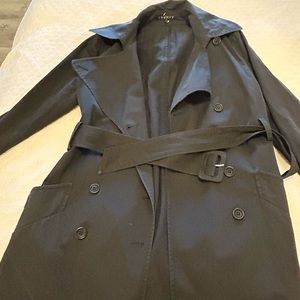 Black THEORY trench coat/rain coat- Perfect for fall